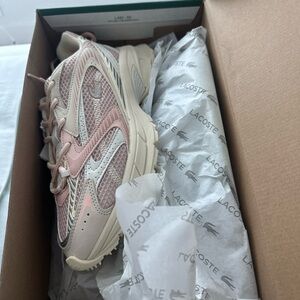 Lacoste L003 NEO Shot Sneakers – Off White / Pink – Size 10 – New with Box